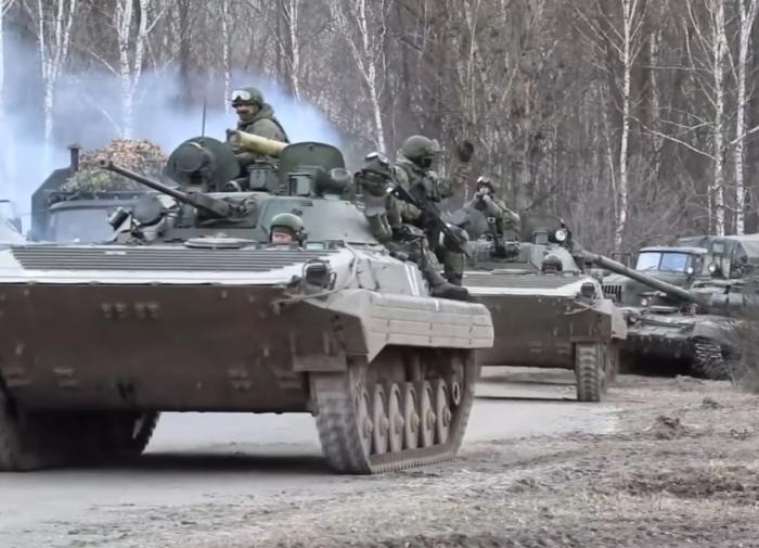 Vo tran! 6.000 quan Ukraine bi quan Nga truy duoi suot 9 km-Hinh-14