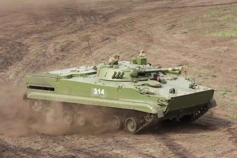 BMP-3 Nga, quai thu chien truong voi he thong tang hinh vuot troi  ​-Hinh-3