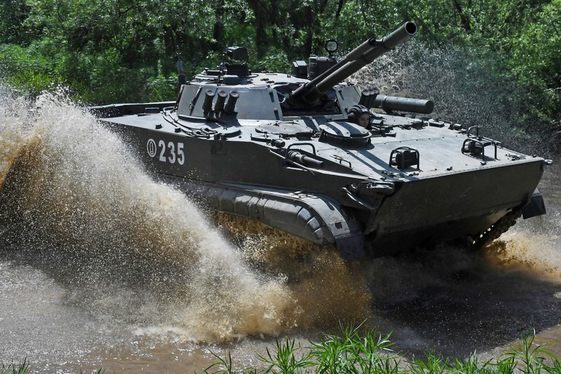 BMP-3 Nga, quai thu chien truong voi he thong tang hinh vuot troi  ​