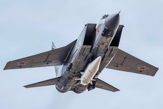 Nga tan cong ha tang hang khong Ukraine: F-16 con hieu qua?