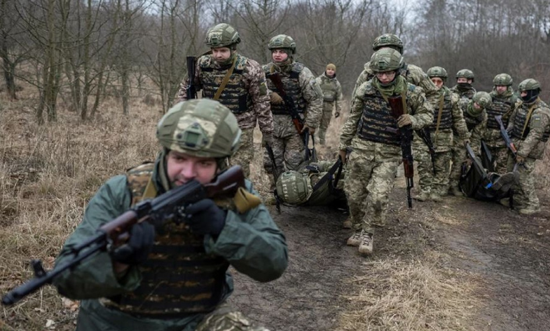 Chien luoc cua Ukraine tai Donbas nham “vat kiet” quan Nga-Hinh-30