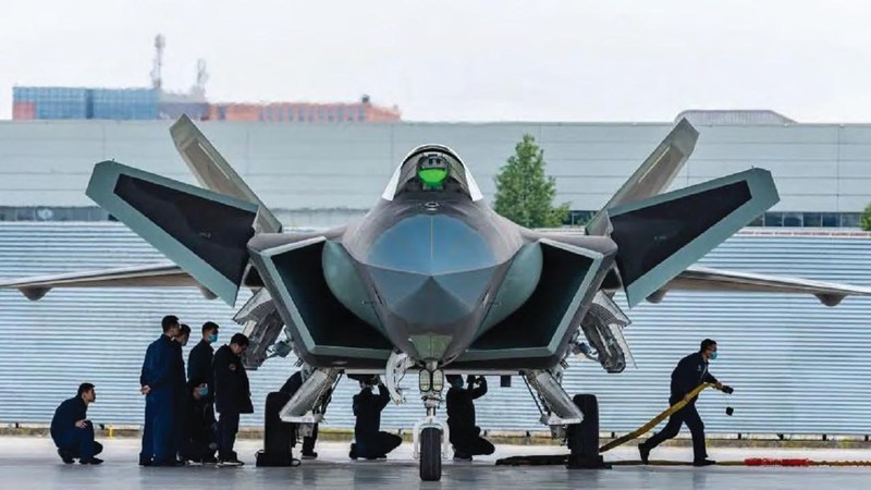 J-20 Trung Quoc “de doa” su thong tri tren khong cua My-Hinh-8