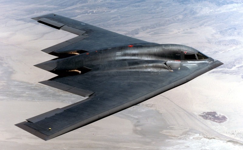 “Ke thu” lon cua sat thu tang hinh B-21 Raider la “ngan sach”-Hinh-9