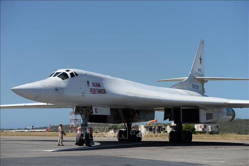 Ke hoach 'bieu duong luc luong' voi Tu-160 cua Nga bi thay doi-Hinh-9