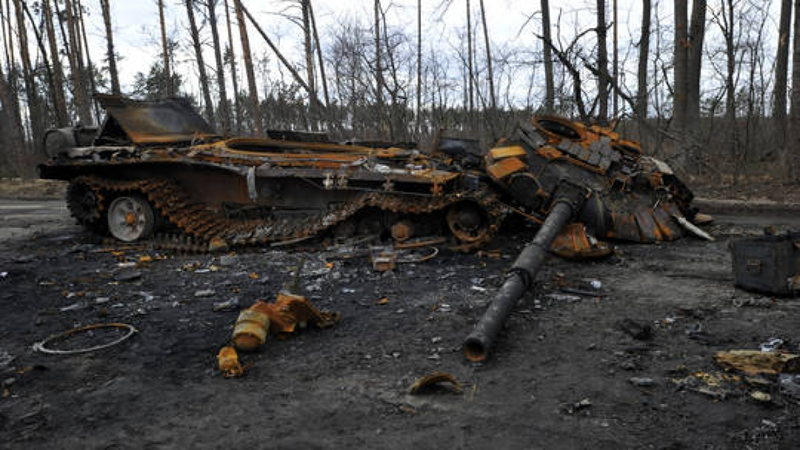 Nga dan ap dao Ukraine o Kupyansk, 5.000 binh si Kiev thuong vong-Hinh-14