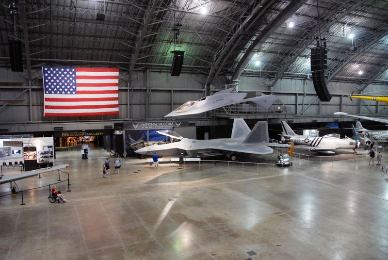 Boeing YF-118G, “chim san moi” sieu di cua Quan doi My-Hinh-10