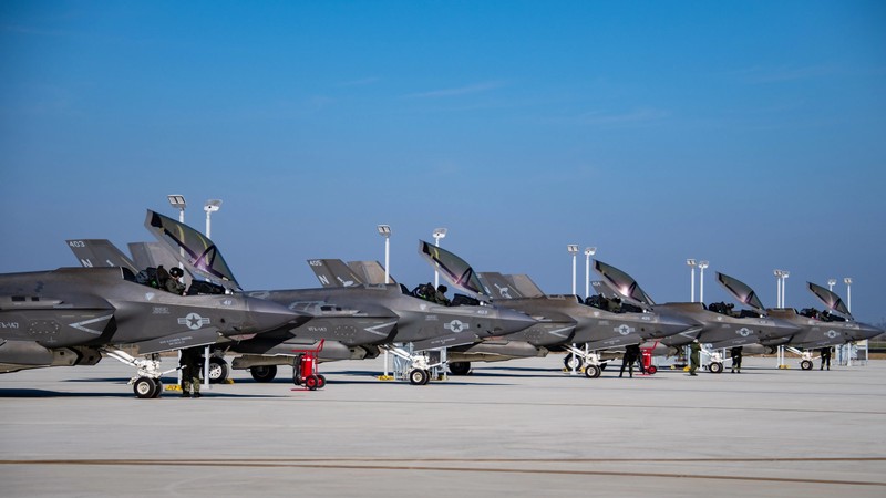 Sieu tiem kich tang hinh F-35C, “xuong song” cua Hai quan My-Hinh-10