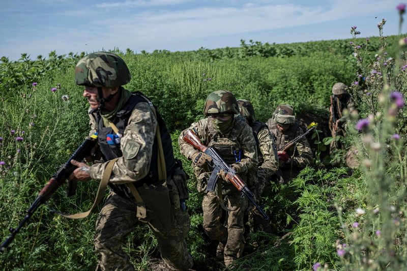 Mat tran Kursk giao tranh khoc liet, bo binh Ukraine thiet hai nang-Hinh-5