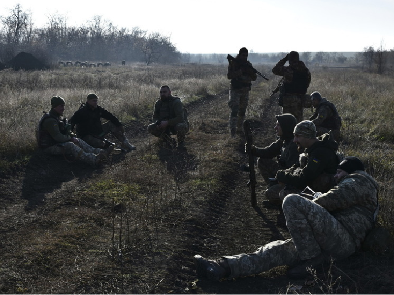 Quan Ukraine dau hang “vo dieu kien” ngay cua ngo ra vao Pokrovsk?-Hinh-7