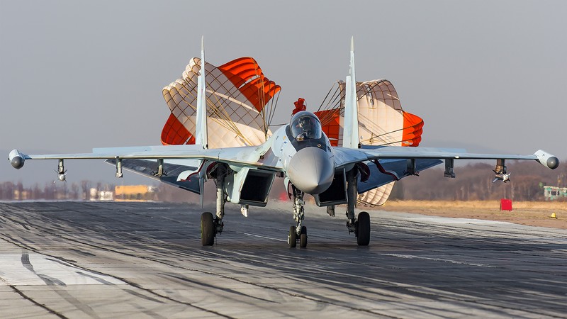 So huu Su-35, Iran san sang lat nguoc the co o Trung Dong-Hinh-6