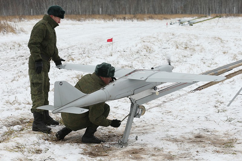 Dan UAV huy diet cua Nga: Con ac mong o chien truong Ukraine