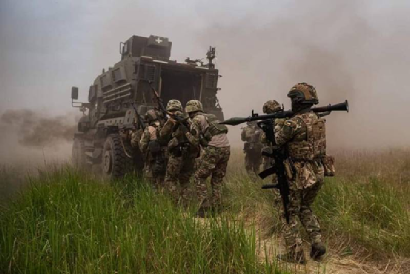 Charsiv Yar gặp nguy, quân Ukraine dùng chiến thuật “độc” để bỏ chạy - Hình 11 Charsiv Yar gap nguy, quan Ukraine dung chien thuat “doc” de bo chay-Hinh-11