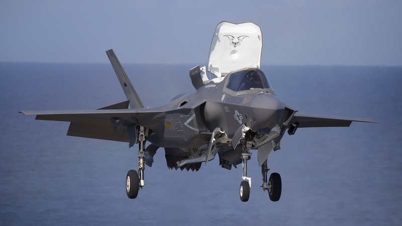 F-35: Tiem kich tang hinh hay ho den ngan sach cua My?-Hinh-6