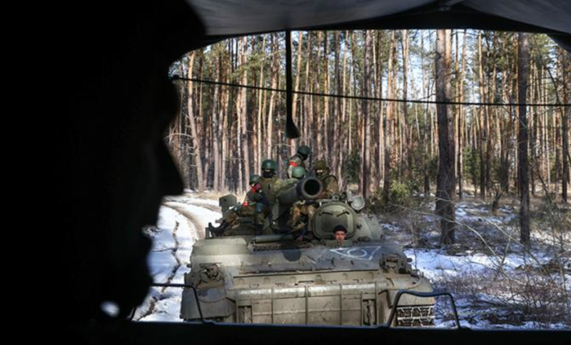 Suong mu Ukraine choc thung phong tuyen Nga, luc luong Chechnya xuat tran-Hinh-8