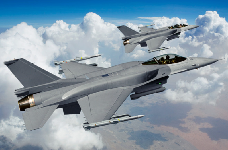 Ukraine tung het suc manh, F-16 san sang doi dau voi may bay Nga-Hinh-4