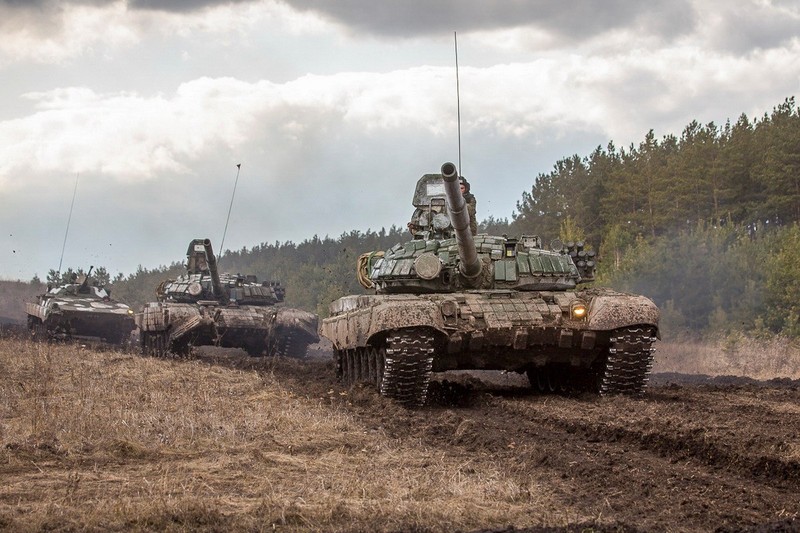 Nga dai tu T-72, T-80, T-90 cho xuat khau: Lieu co dat hang?-Hinh-2