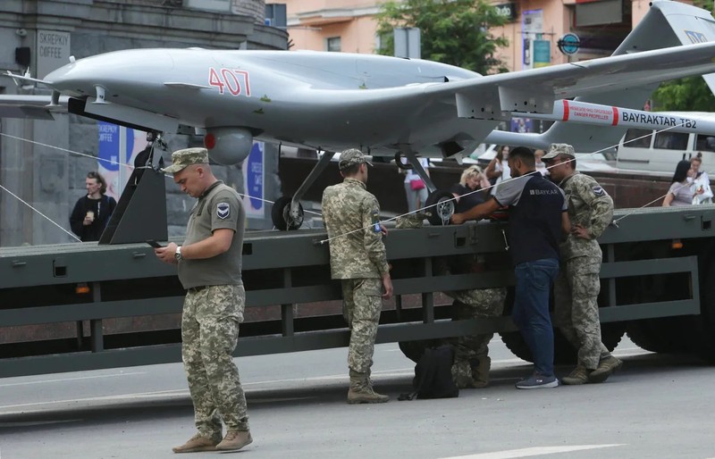 Nga khong de dang ha guc Ukraine ke ca khi My ngung vien tro-Hinh-10