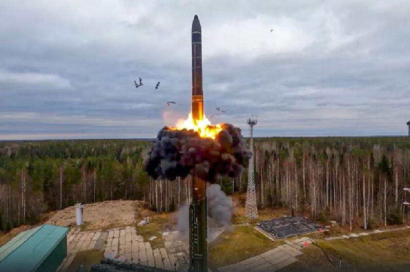 Dat ten lua Oreshnik o Belarus, Nga dat ca NATO vao tam ngam-Hinh-2