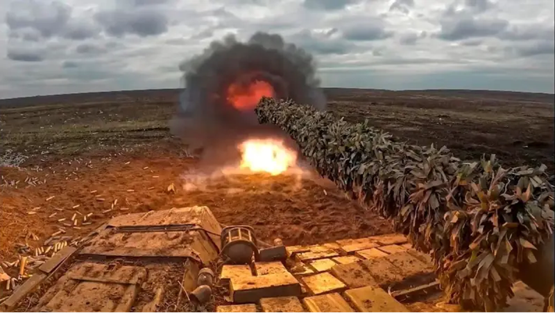 Toretsk ben bo sup do, quan Ukraine buong xuoi truoc phong tuyen chap va-Hinh-12