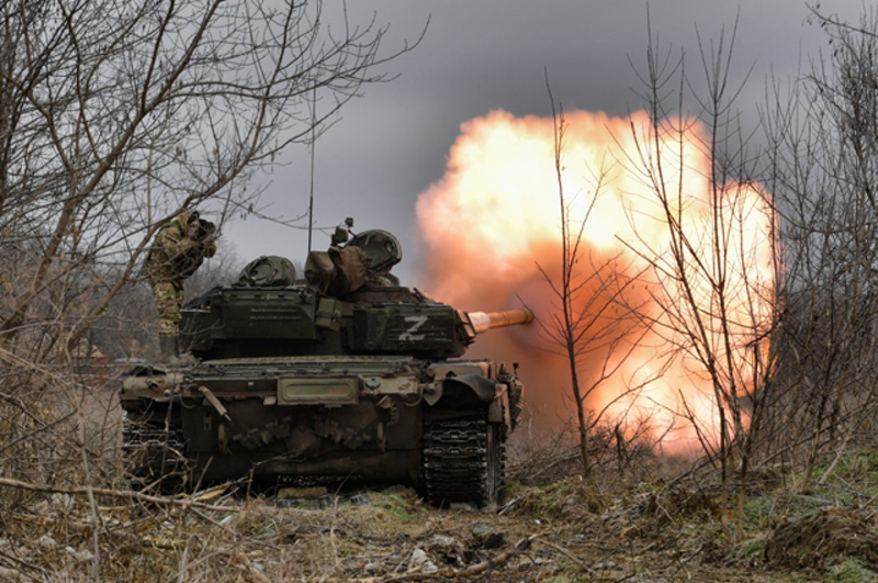 Toretsk ben bo sup do, quan Ukraine buong xuoi truoc phong tuyen chap va-Hinh-9