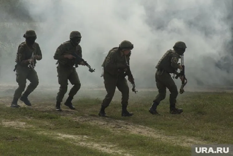 Dot pha bien gioi Kursk that bai, quan Ukraine lam 