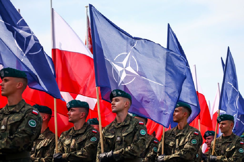 Nga se xoa so 160 muc tieu Nhat - Han neu xung dot voi NATO