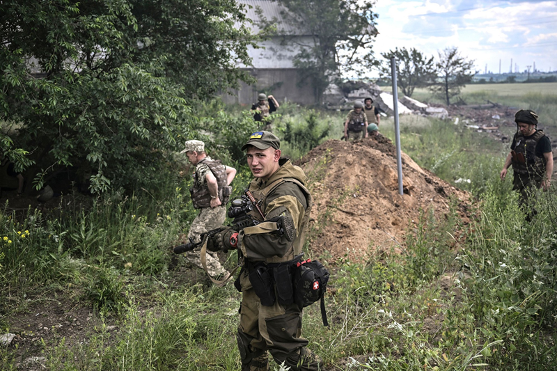 Kich chien Kursk: Nga cho no tung cau, quan tinh nhue Ukraine dau hang-Hinh-5