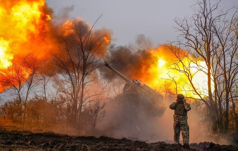 Duong ra khoi Selidovo bi cat dut, Lu doan 15 Ukraine gap tham hoa