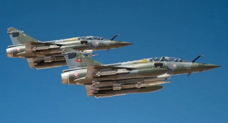 Chuyen gia Anh: Mirage 2000-5 cua Phap “vo dung” trong cuoc chien tai Ukraine-Hinh-7