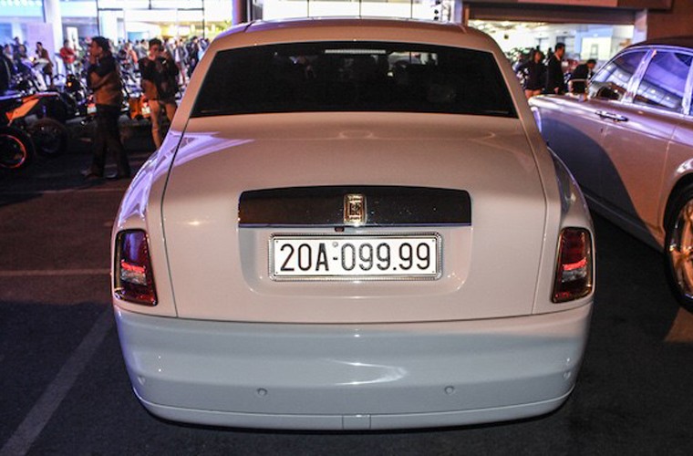 Ngam cap Rolls-Royce Phantom ma vang cua dai gia Thai Nguyen-Hinh-3