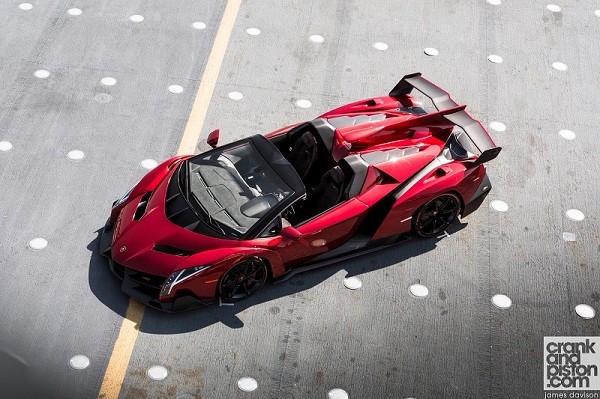 Lamborghini Veneno Roadster 2014 vẫn hot và giá cao như ngày nào