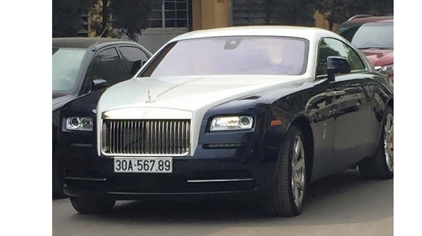 Rolls-Royce Wraith moi ve Viet Nam da “ruoc” bien so sieu khung-Hinh-2