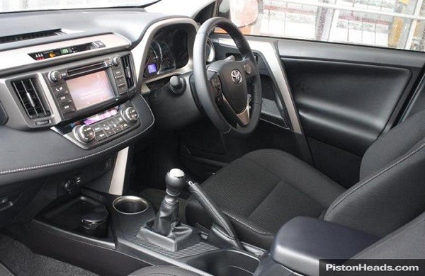 Toyota RAV4 Business Edition - bieu tuong cua thanh dat-Hinh-2