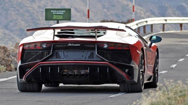 Lamborghini Aventador SV se khong san xuat gioi han-Hinh-3