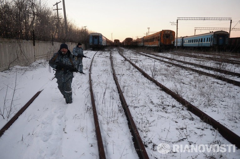 Ukraine phong toa giao thong toi LPR, phot lo thoa thuan Minsk