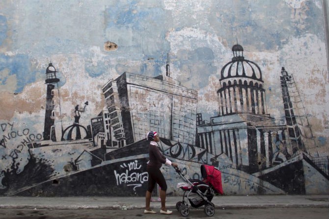 Trang phuc in hinh co My: Mot moi o La Habana-Hinh-5