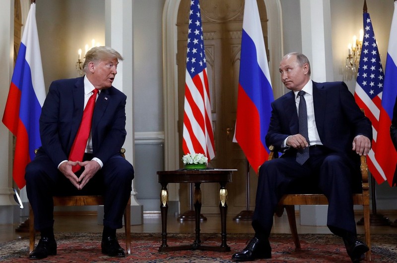 Ong Donald Trump: “Putin khong duoc phep su dung tu 'hat nhan' nua