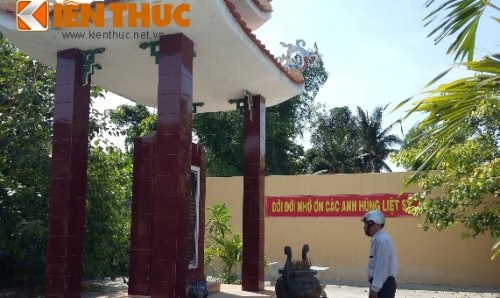 Da Nang phat 140 trieu vu 400 ngoi mo bien mat