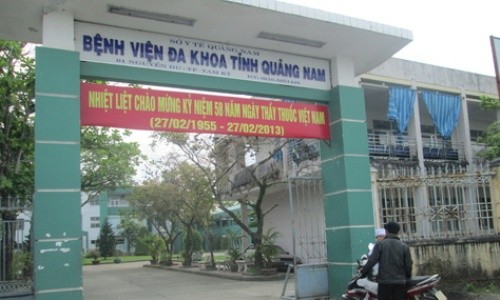 Cuu song benh nhan bi than tre dam xuyen hong