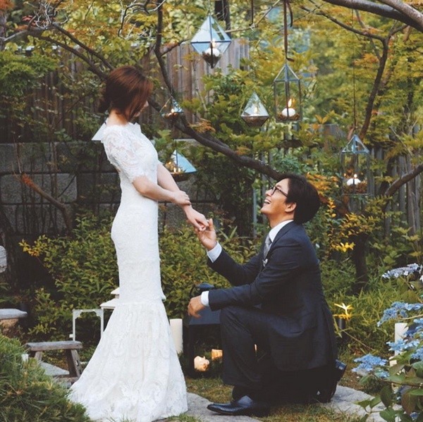 Khong gian tiec cuoi cua Bae Yong Joon va Park Soo Jin