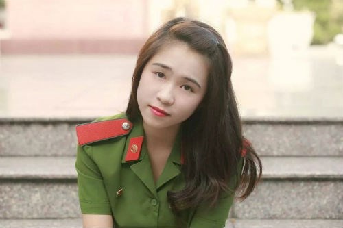 Ve dep cua hot girl Hoc vien Canh sat nhan dan-Hinh-7