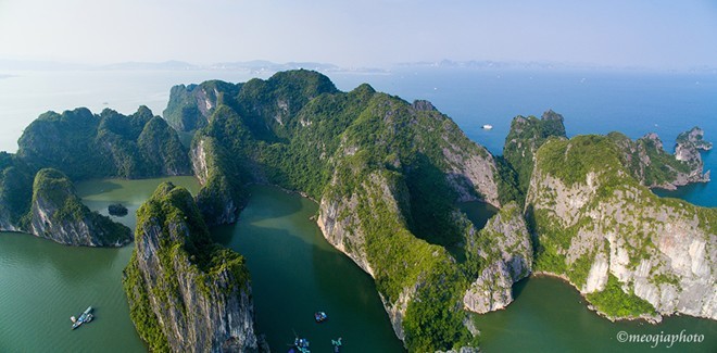 Vinh Ha Long dep trang le va tuyet dieu nhin tu tren cao-Hinh-10