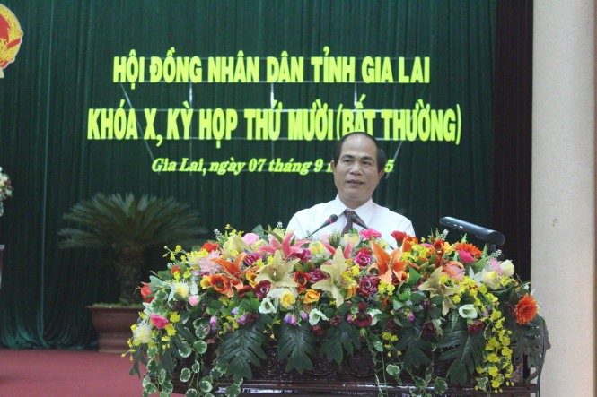 HDND tinh Gia Lai hop bat thuong bau chu tich moi