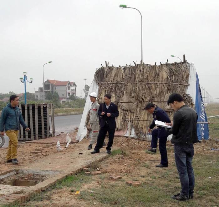 Ha Noi: Dieu ca xe cau di.. cuop tai san