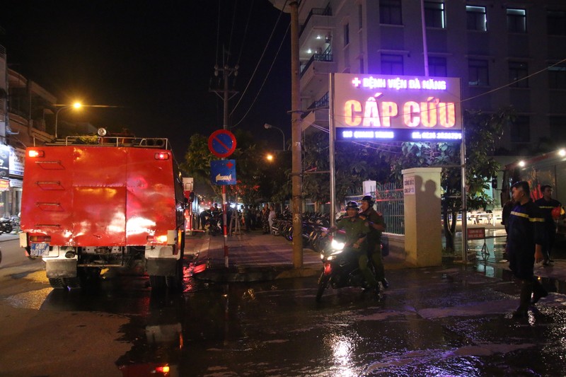 Chay o benh vien Da Nang, hang tram benh nhan duoc so tan