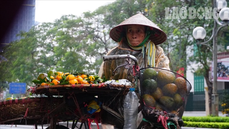 Nguoi Ha Noi co ro dot lua suoi am tren he pho trong gia ret ki luc-Hinh-18