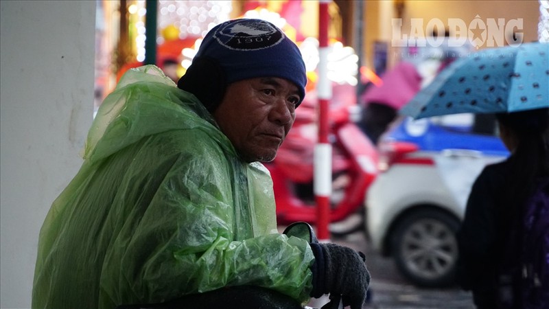 Nguoi Ha Noi co ro dot lua suoi am tren he pho trong gia ret ki luc-Hinh-19