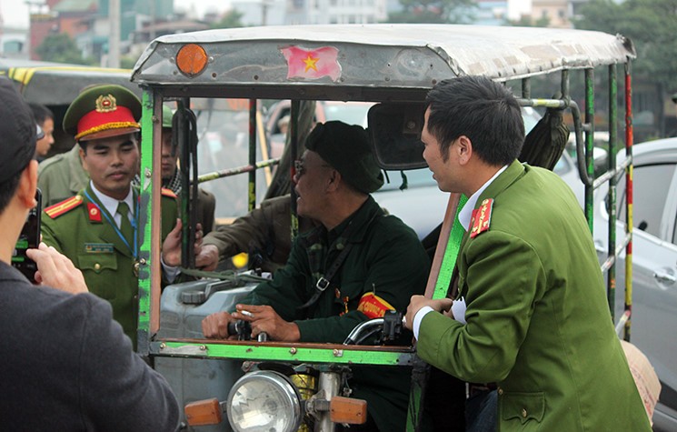 Ha Noi se cam xe 3 banh, xe tu che vao nam 2022-Hinh-5