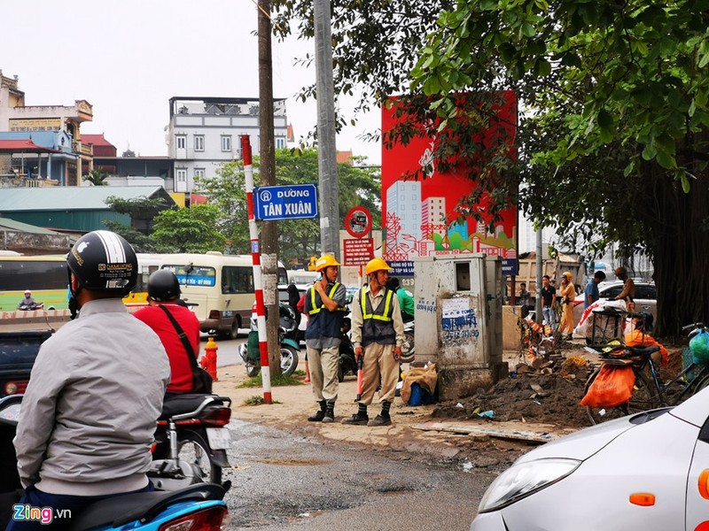 Cua ngo thu do tro thanh 