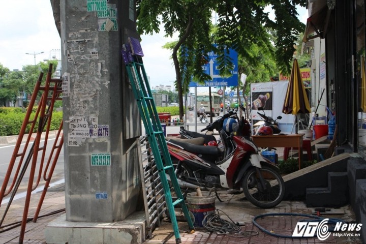 Hinh anh “xau xi” tren nhung con duong dep nhat Sai Gon-Hinh-15